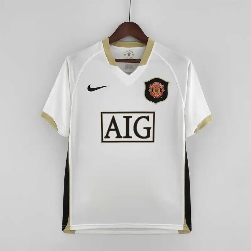 0f3700077e 2006/07 Manchester United Retro Jersey Away - Image 1