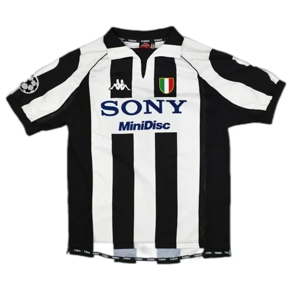 1997-98  Juventus Retro Jersey Home